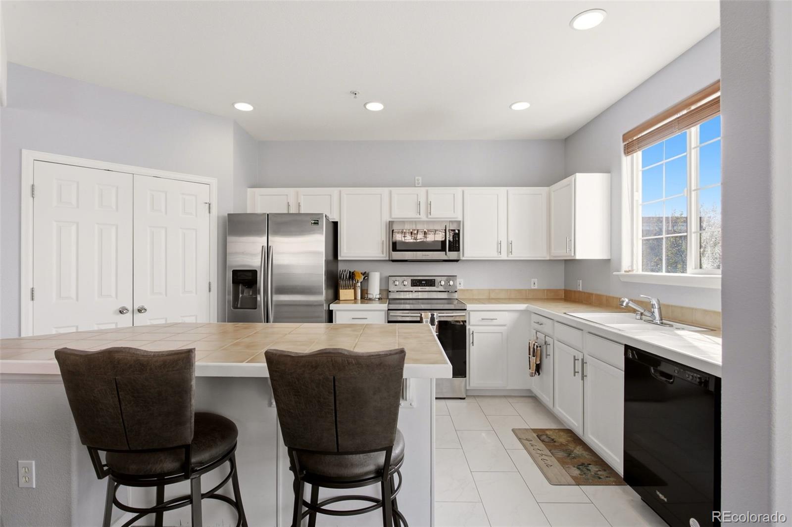 MLS Image #3 for 1415 n washington street,denver, Colorado