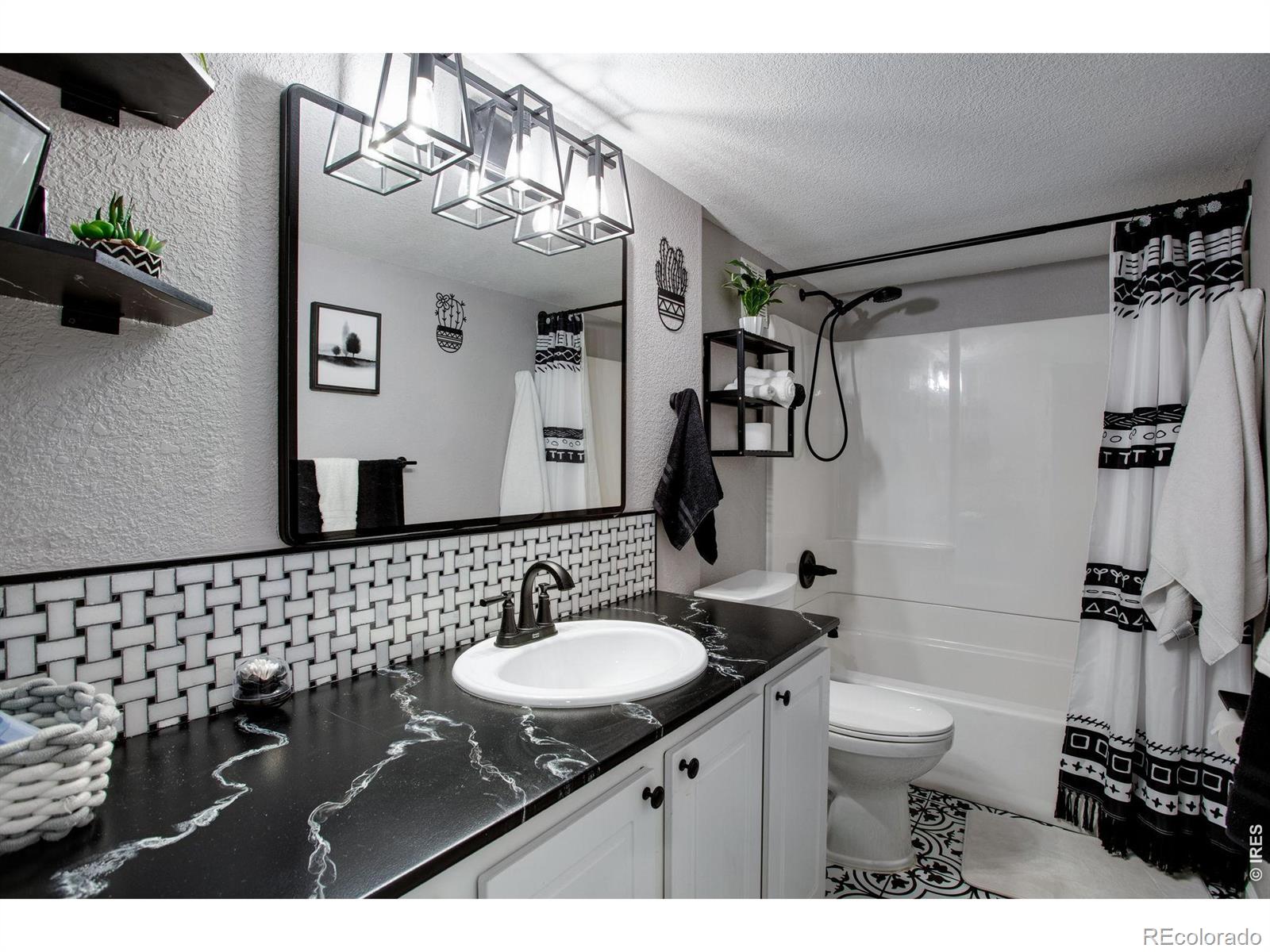 MLS Image #26 for 2032  65th avenue,greeley, Colorado
