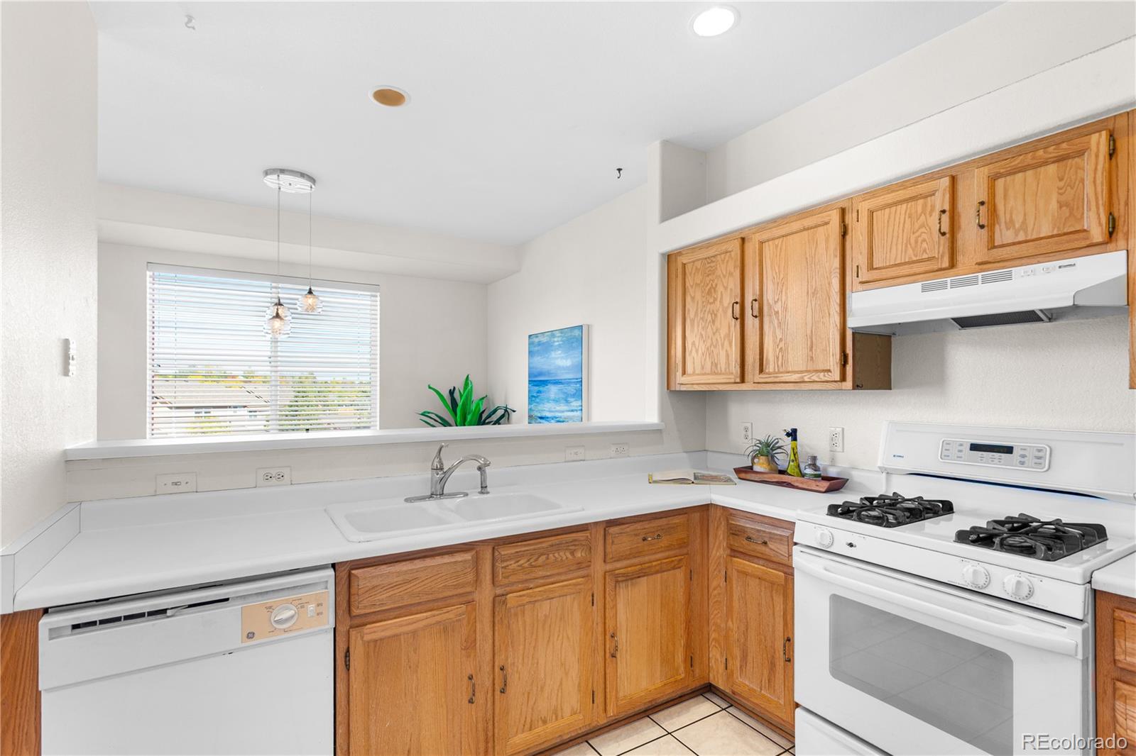 MLS Image #8 for 7500 w coal mine avenue,littleton, Colorado