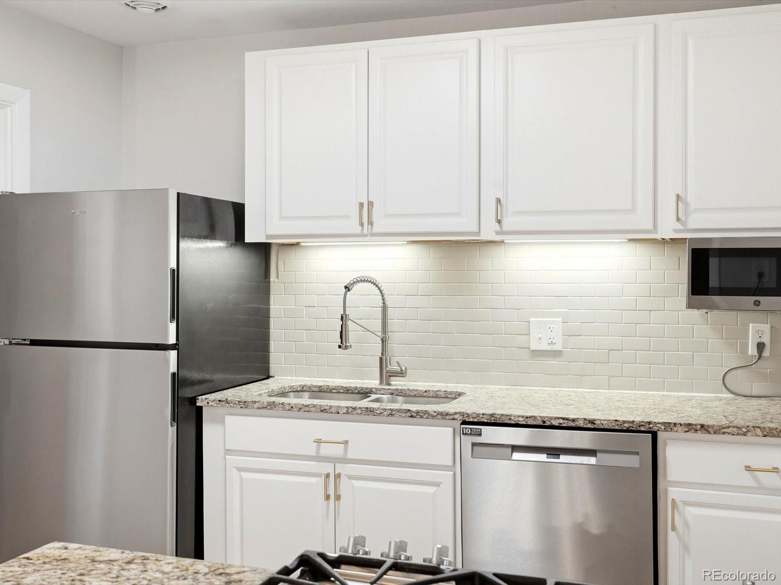 MLS Image #6 for 1551  krameria street,denver, Colorado