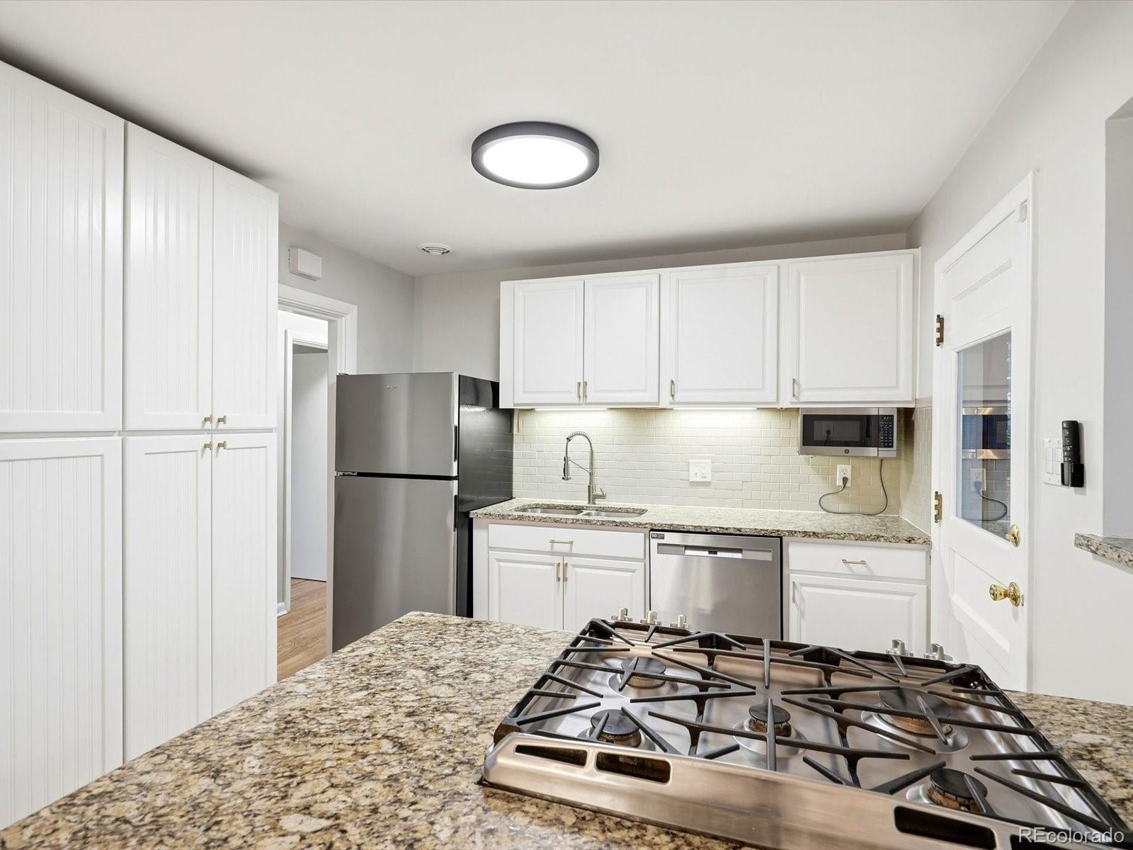 MLS Image #7 for 1551  krameria street,denver, Colorado