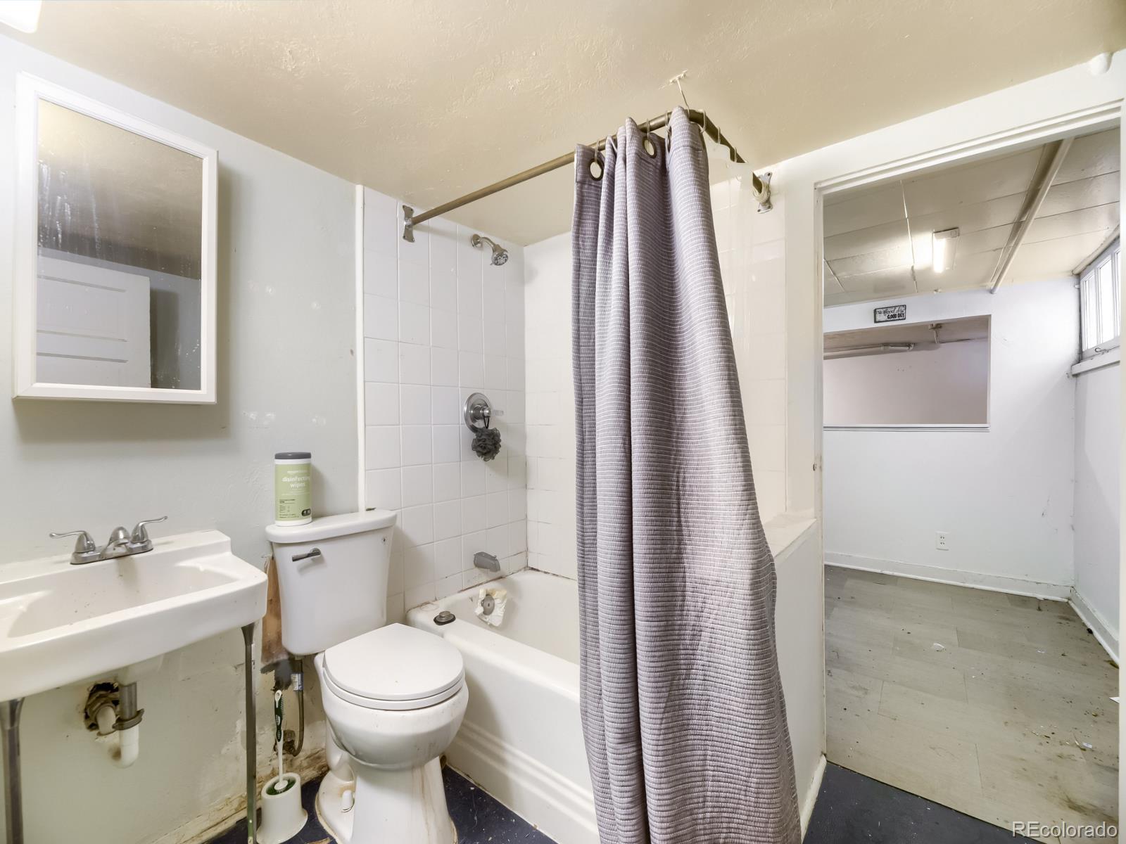 MLS Image #13 for 3925 w 35th avenue,denver, Colorado