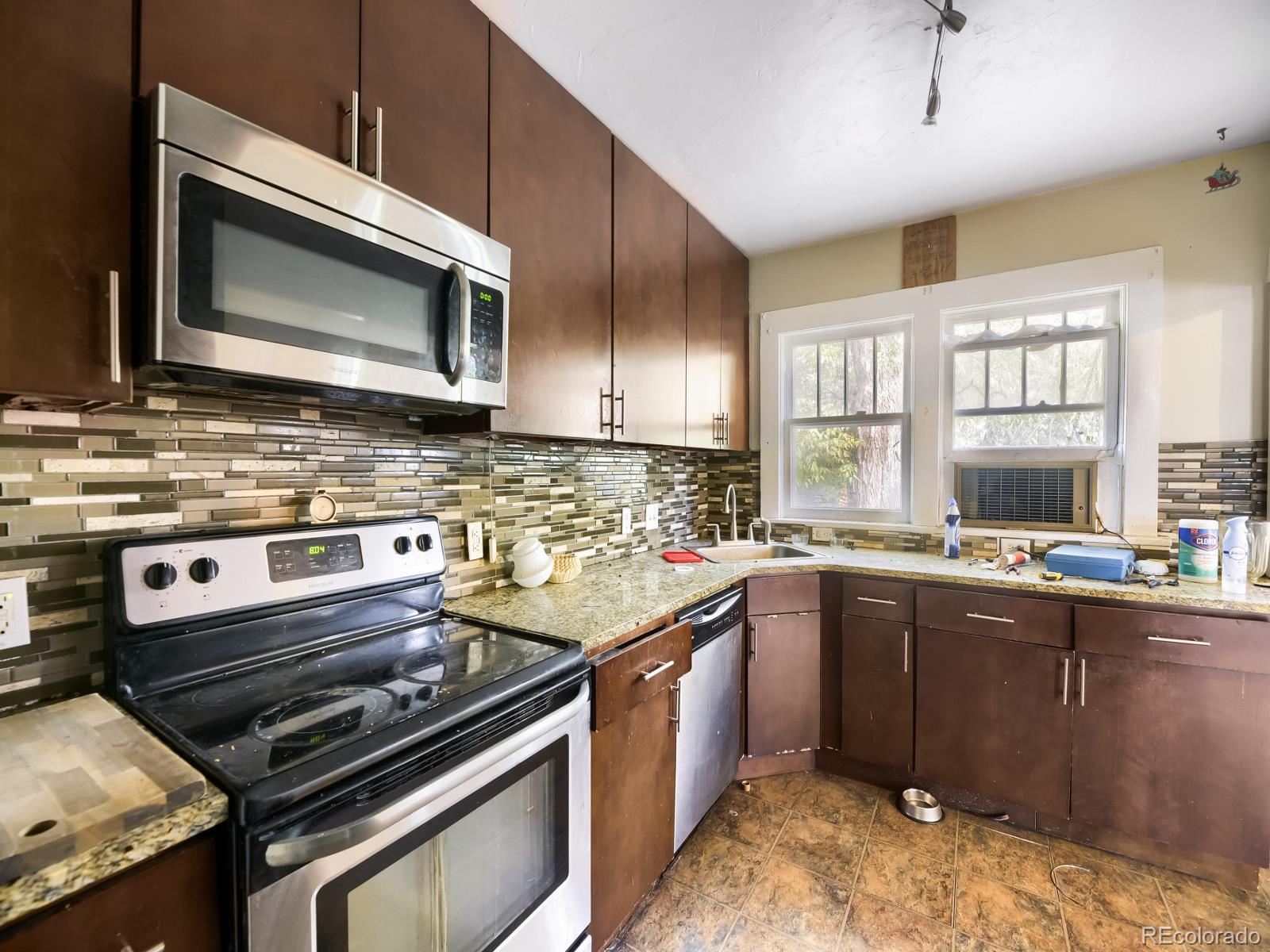 MLS Image #6 for 3925 w 35th avenue,denver, Colorado