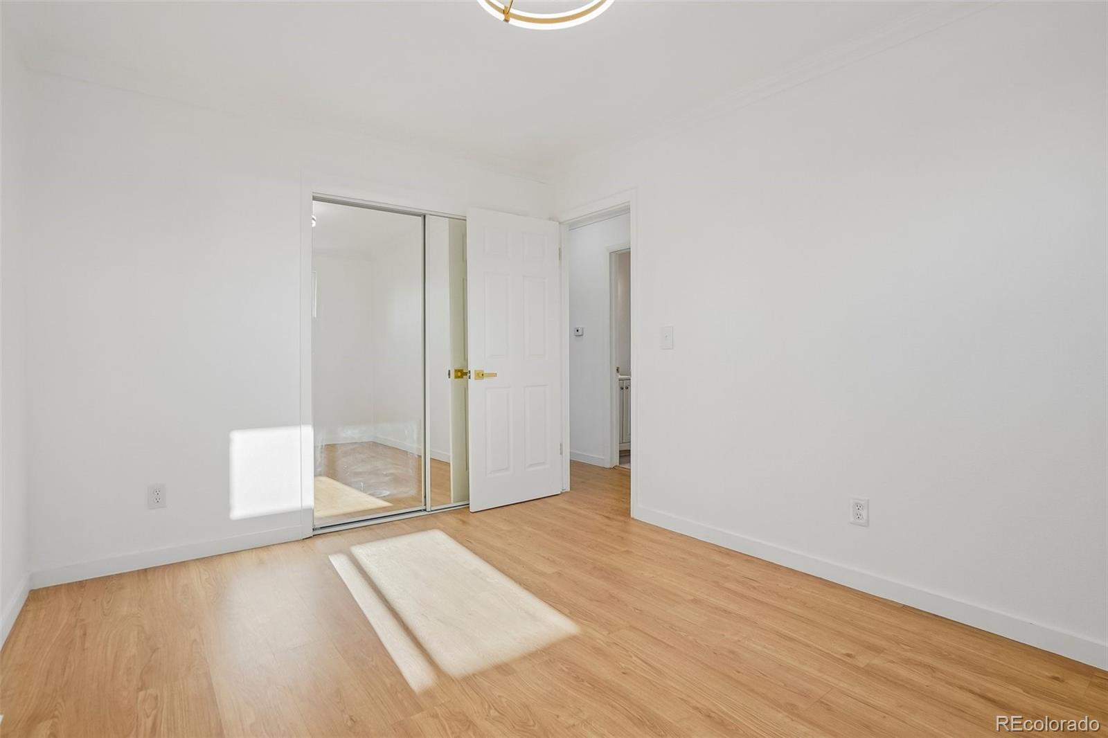 MLS Image #13 for 7620  acoma court,denver, Colorado