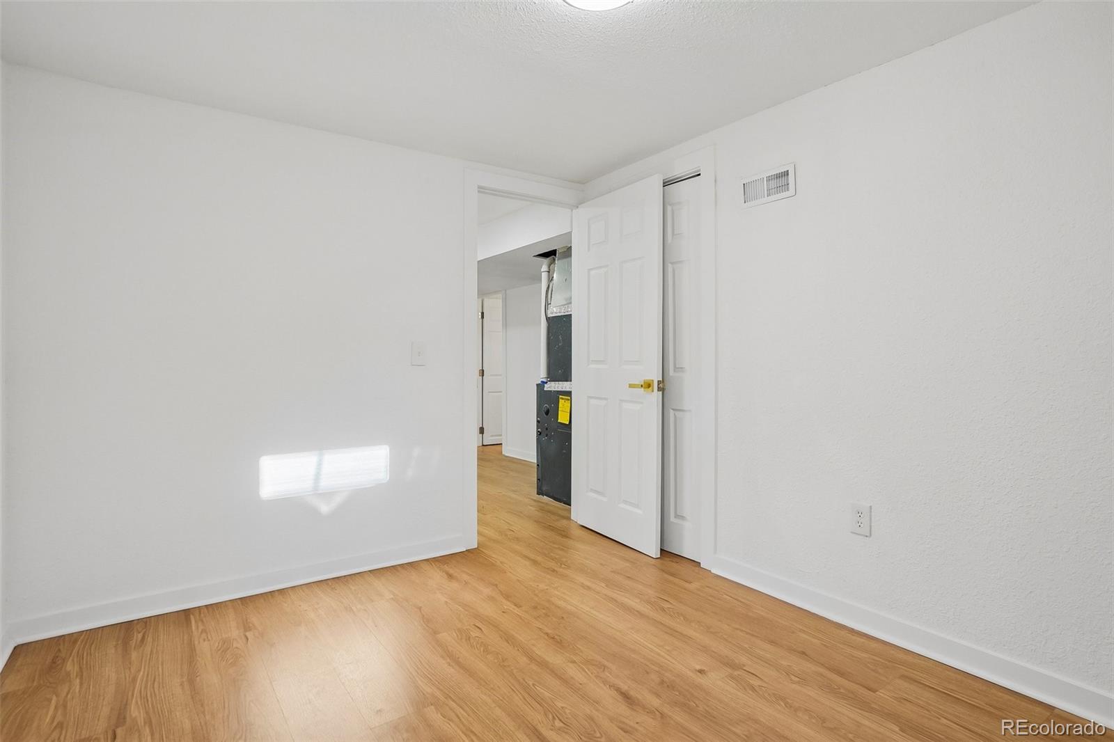MLS Image #21 for 7620  acoma court,denver, Colorado