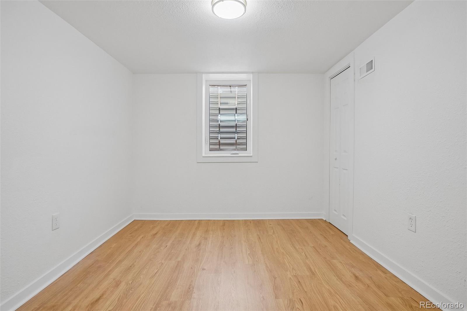 MLS Image #22 for 7620  acoma court,denver, Colorado