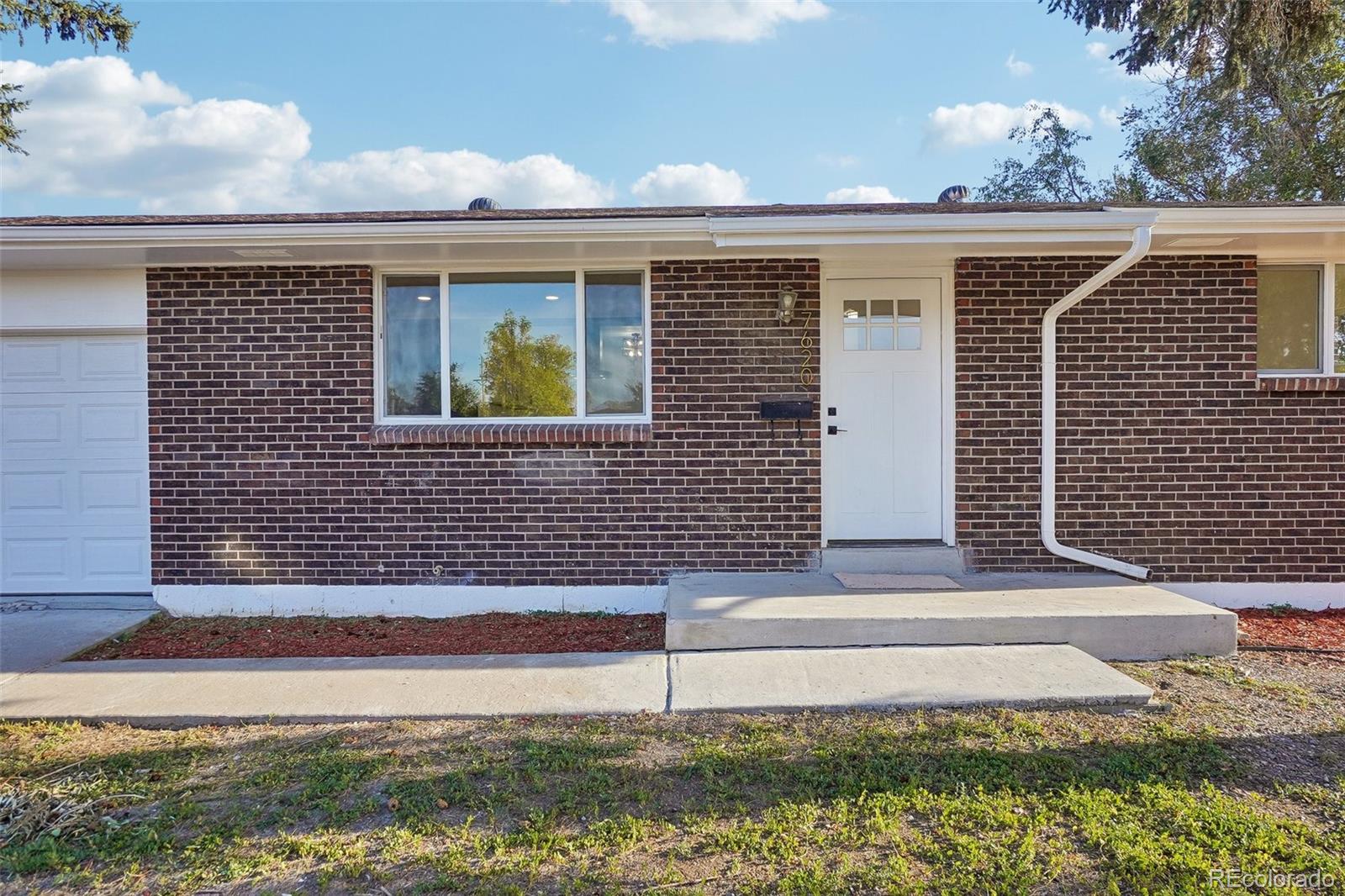 MLS Image #26 for 7620  acoma court,denver, Colorado