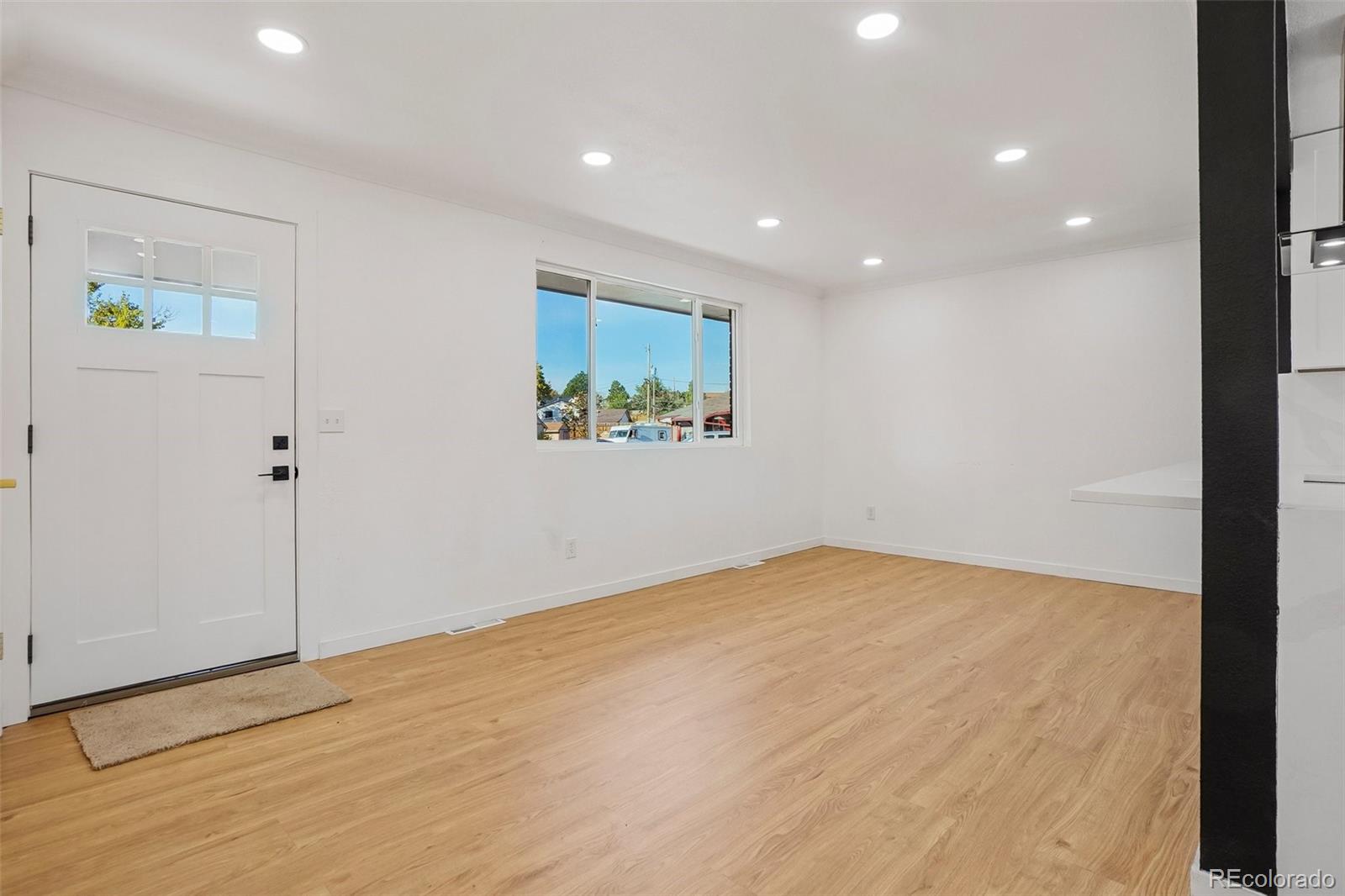 MLS Image #6 for 7620  acoma court,denver, Colorado