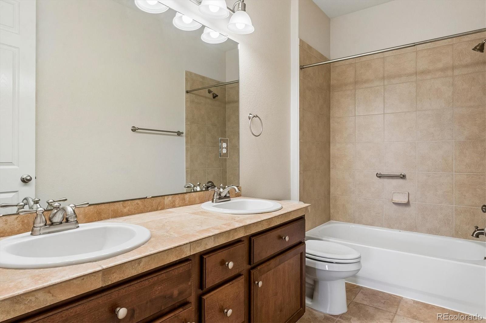 MLS Image #14 for 10487  skyreach road,highlands ranch, Colorado