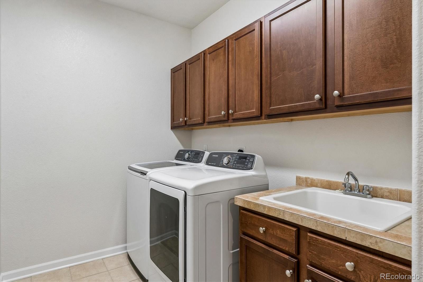 MLS Image #15 for 10487  skyreach road,highlands ranch, Colorado