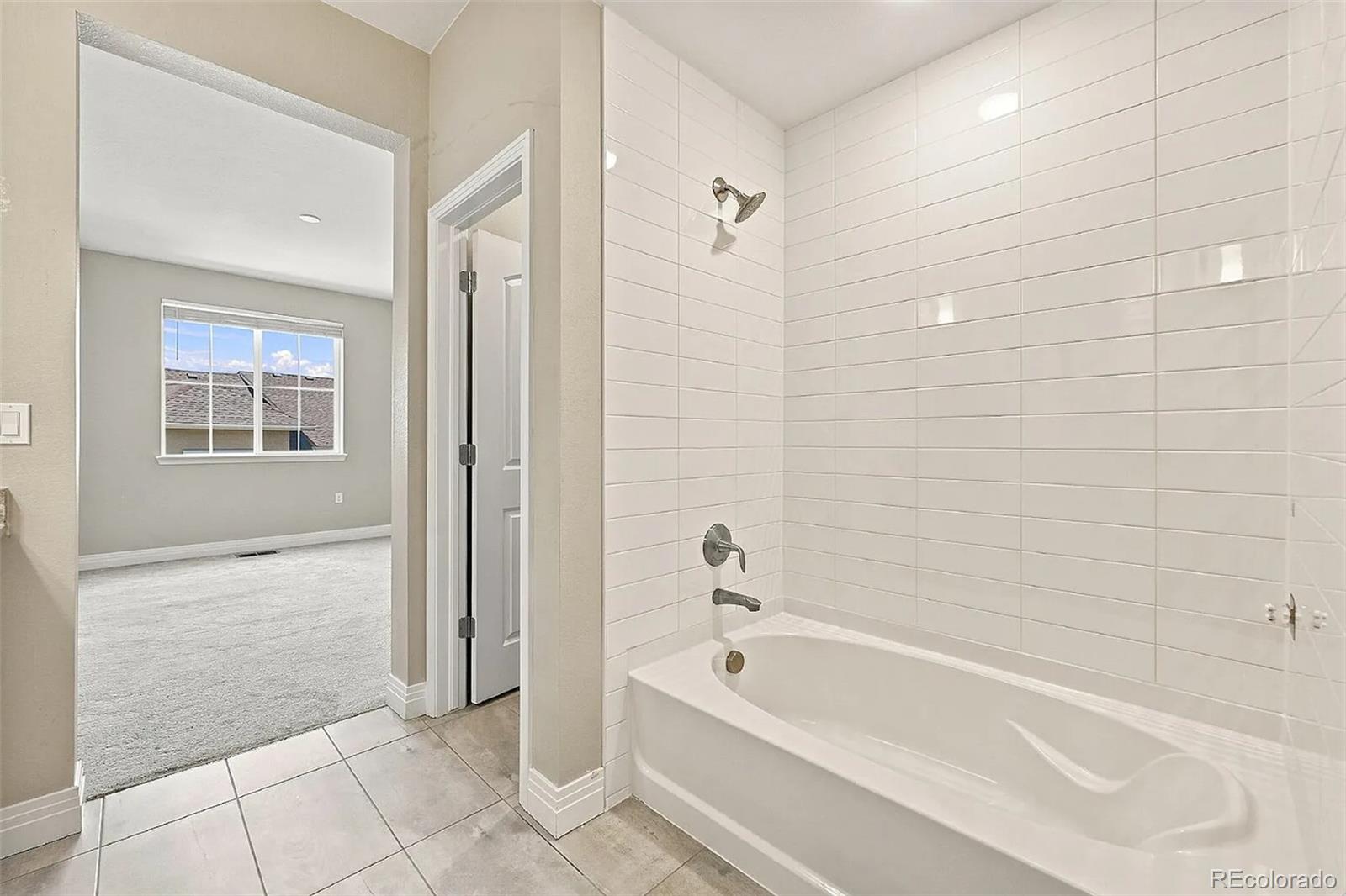 MLS Image #15 for 1841 s dunkirk street,aurora, Colorado