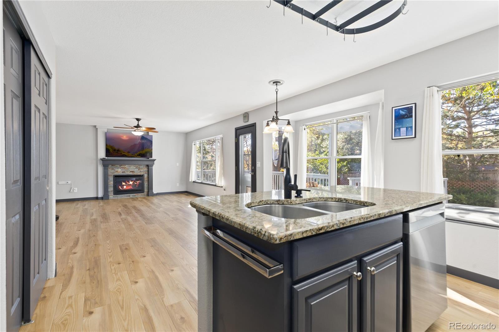 MLS Image #11 for 2807 s coors drive,lakewood, Colorado