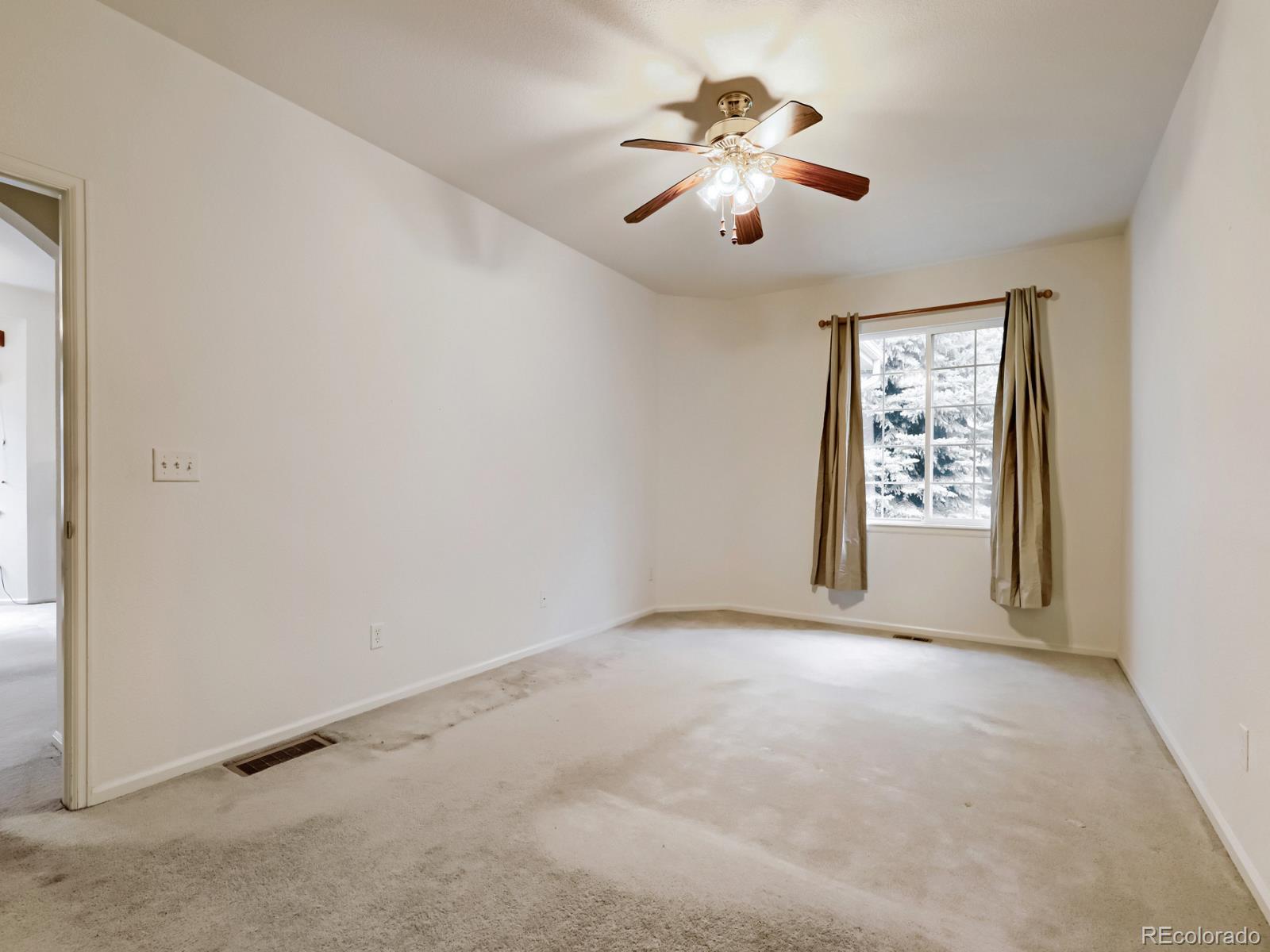 MLS Image #19 for 13962  legend way,broomfield, Colorado
