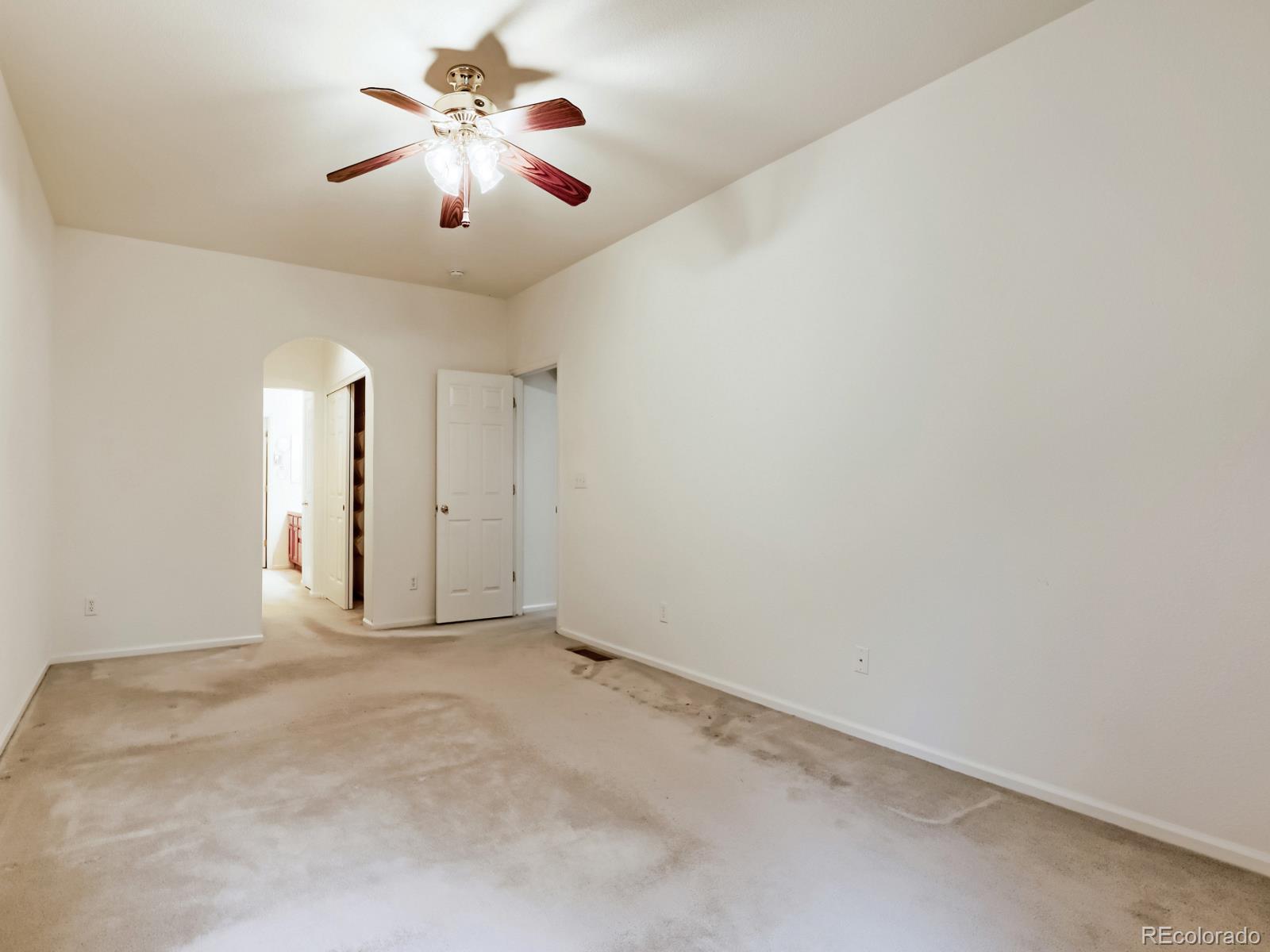 MLS Image #21 for 13962  legend way,broomfield, Colorado