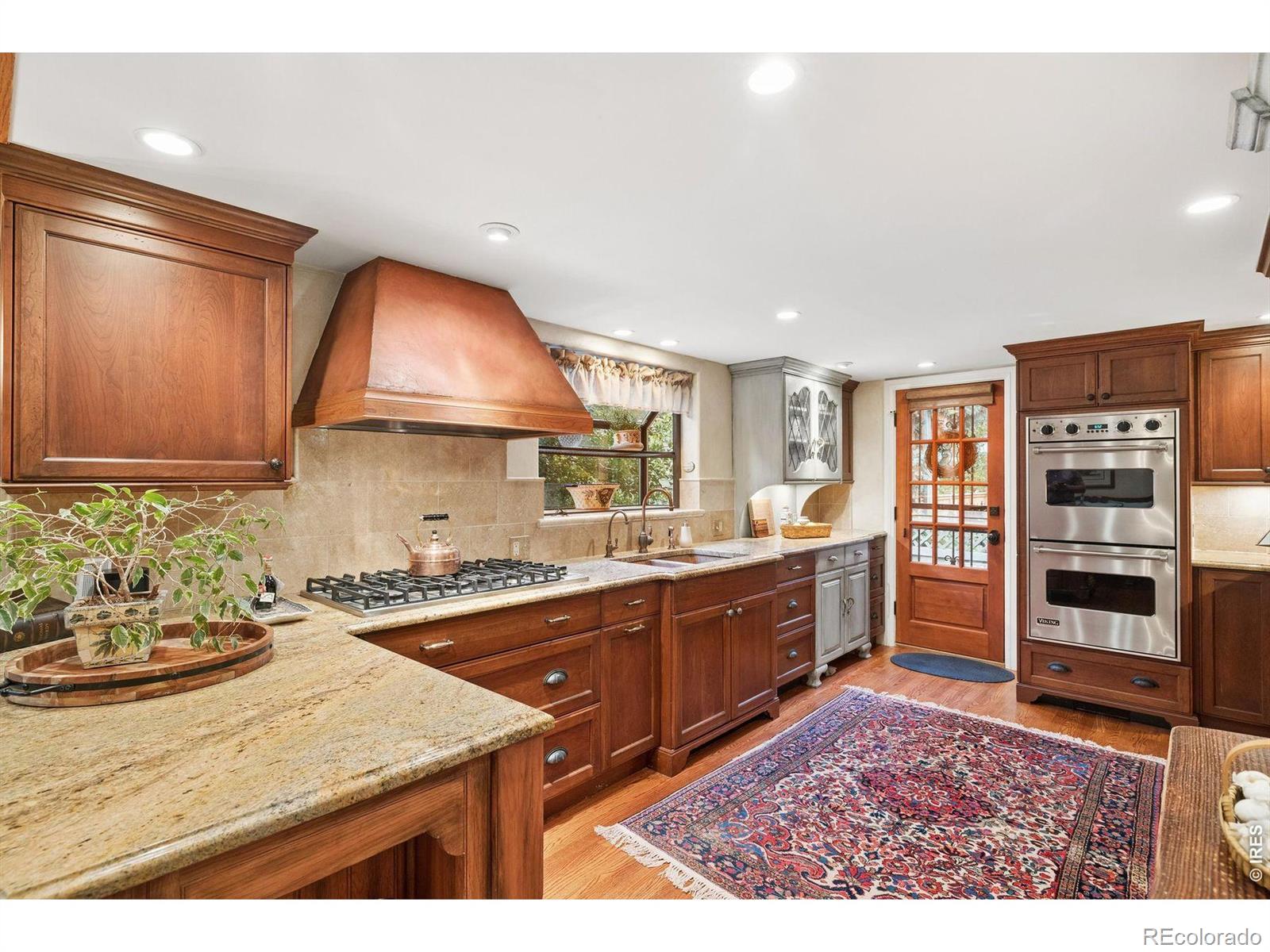 MLS Image #14 for 4330 e 6th ave pkwy,denver, Colorado