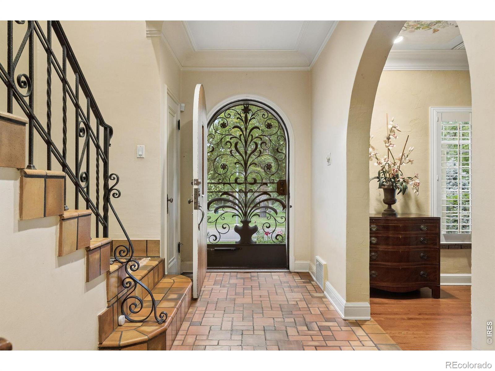 MLS Image #19 for 4330 e 6th ave pkwy,denver, Colorado