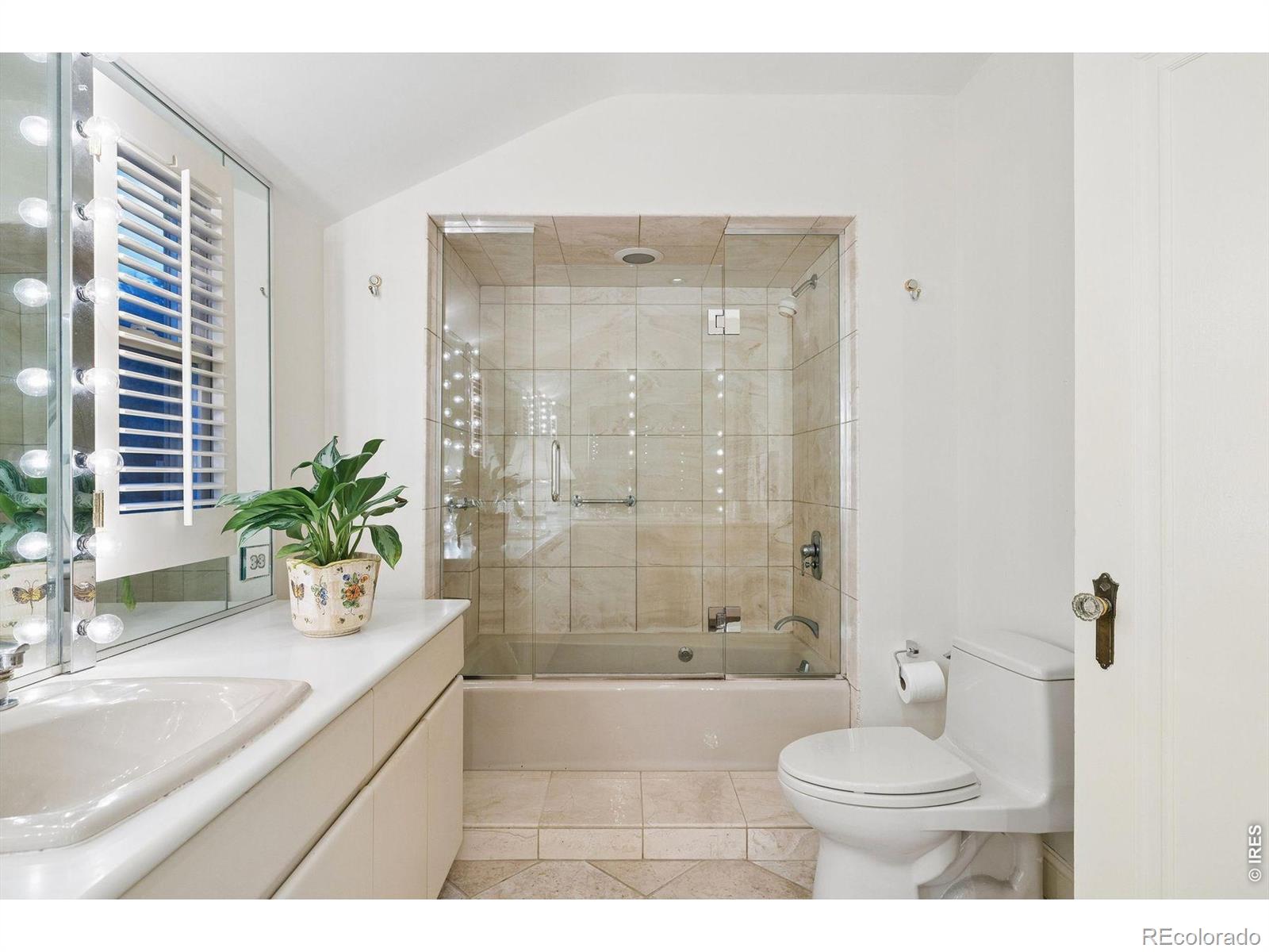 MLS Image #22 for 4330 e 6th ave pkwy,denver, Colorado
