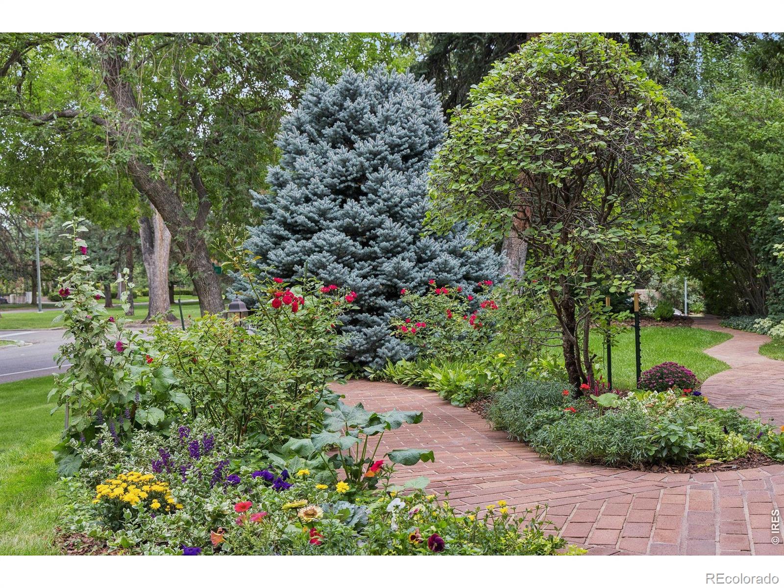 MLS Image #3 for 4330 e 6th ave pkwy,denver, Colorado