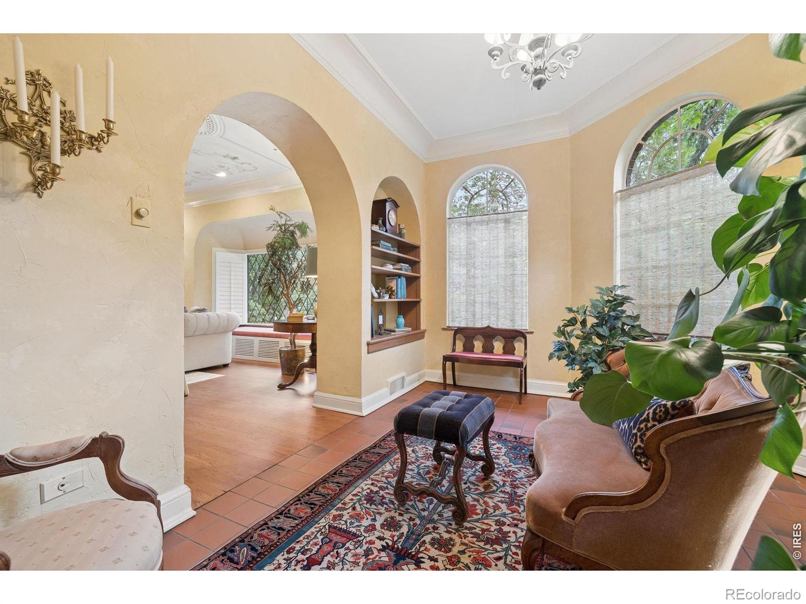 MLS Image #8 for 4330 e 6th ave pkwy,denver, Colorado