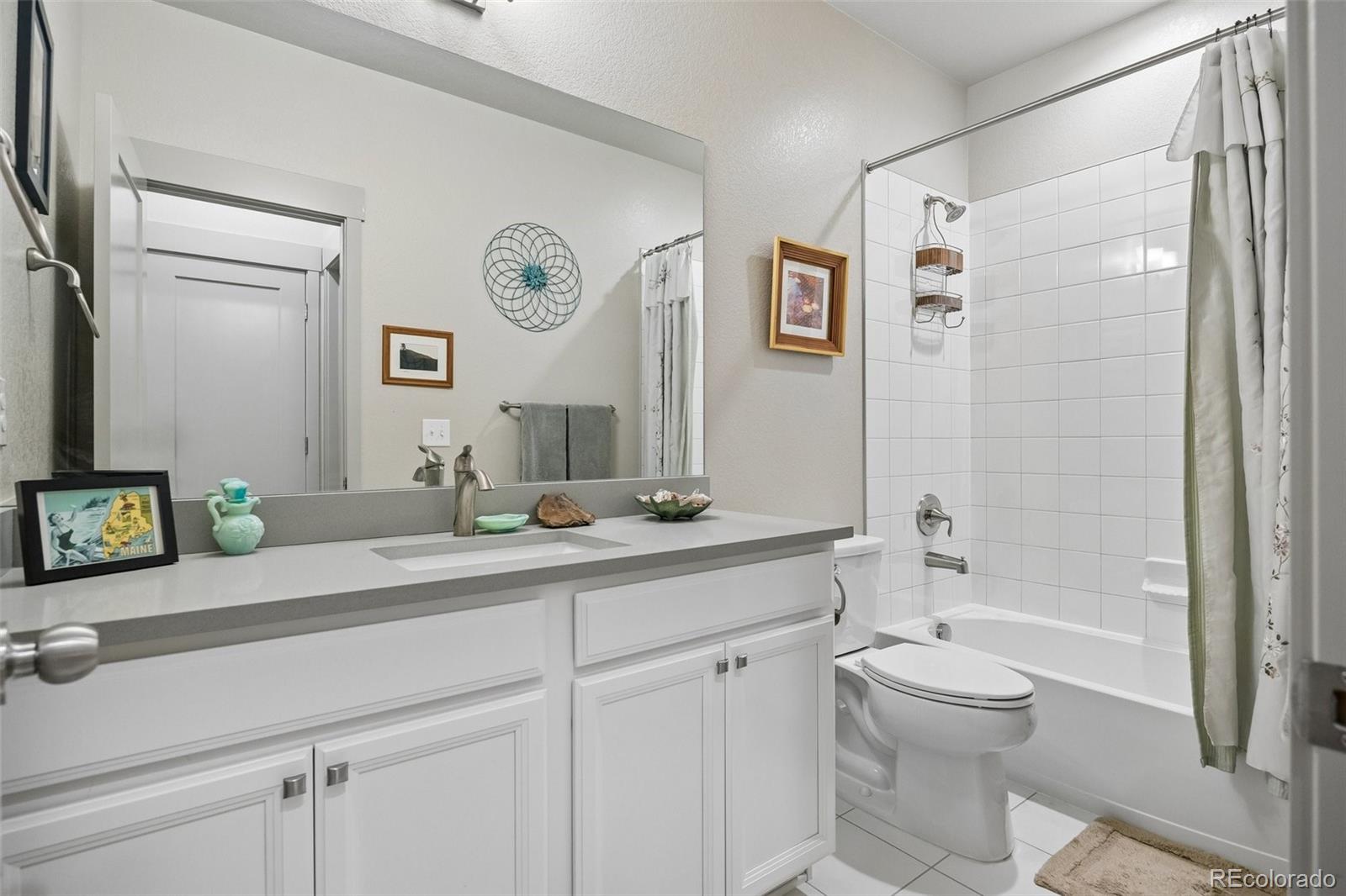 MLS Image #41 for 21463 e 59th place,aurora, Colorado