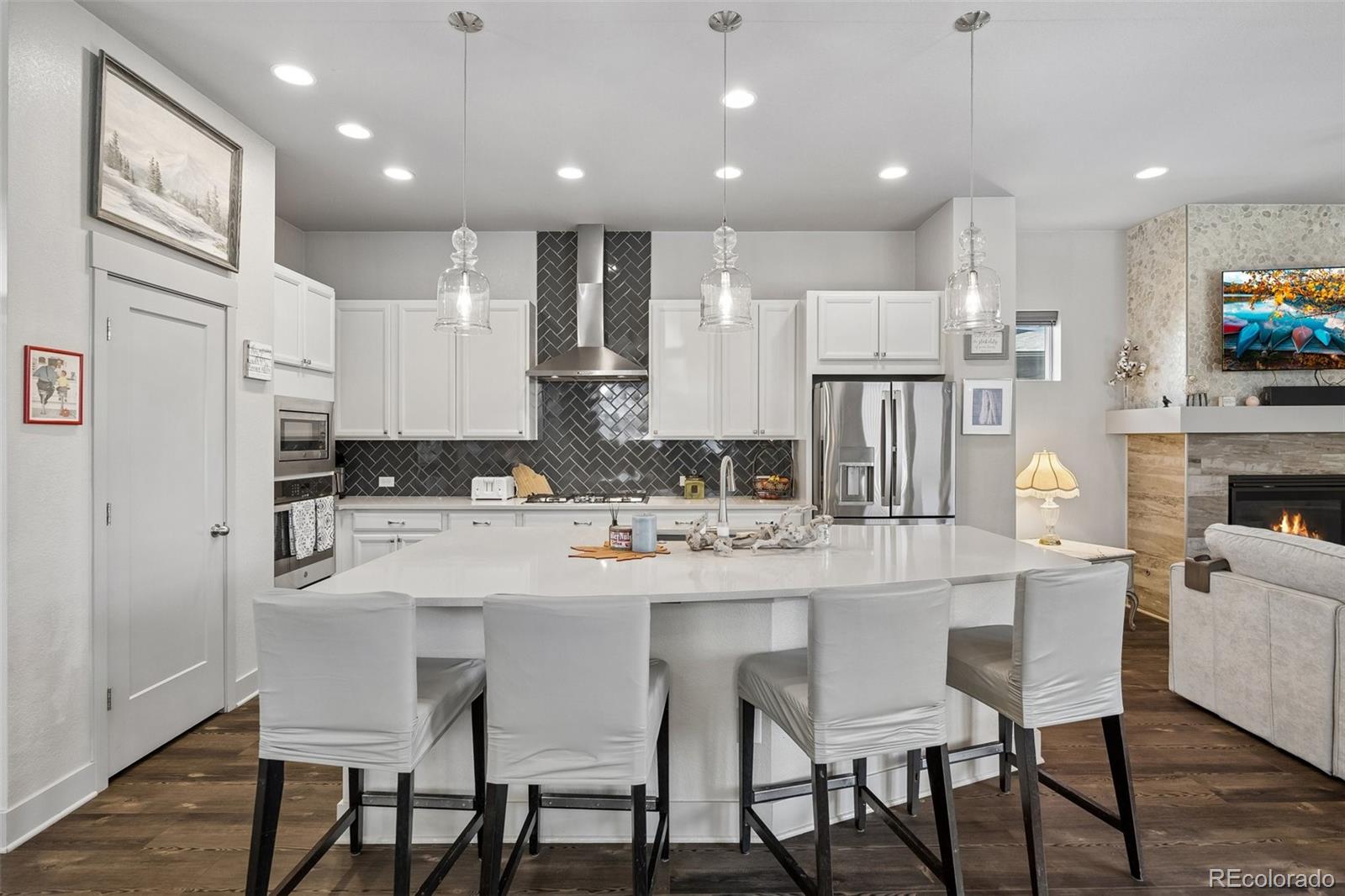 MLS Image #6 for 21463 e 59th place,aurora, Colorado
