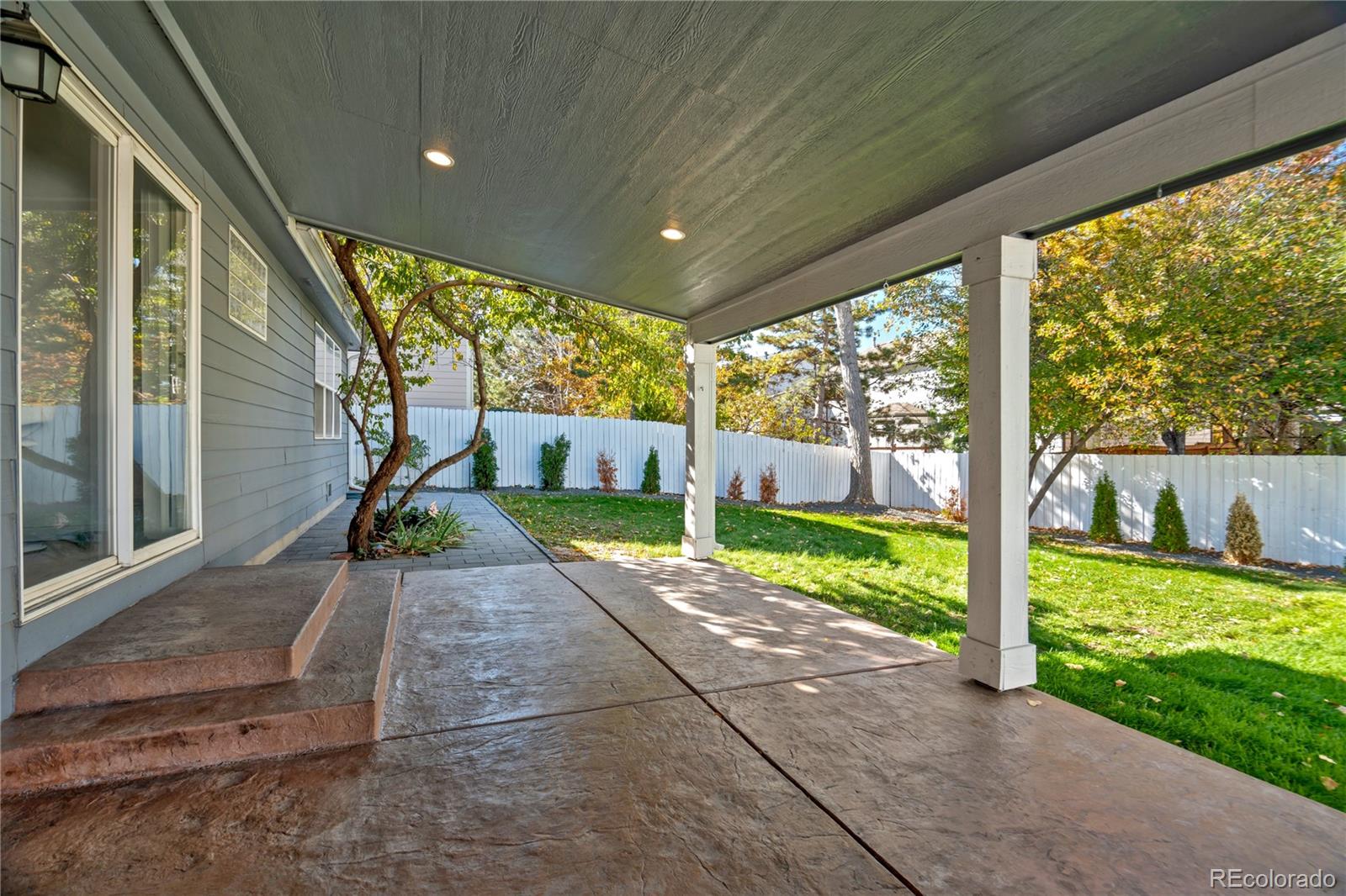 MLS Image #9 for 1909 s lansing court,aurora, Colorado