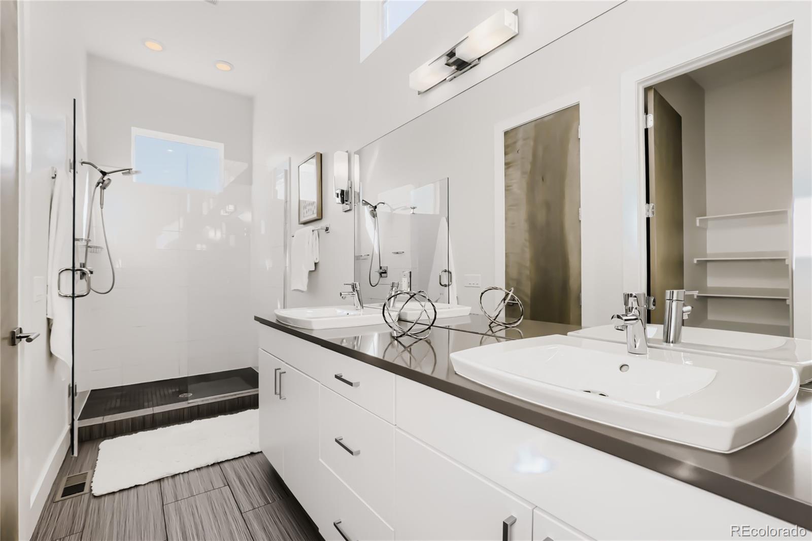 MLS Image #19 for 3444  navajo street,denver, Colorado