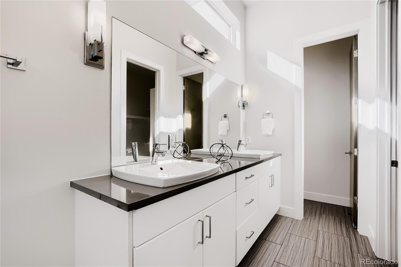 MLS Image #20 for 3444  navajo street,denver, Colorado