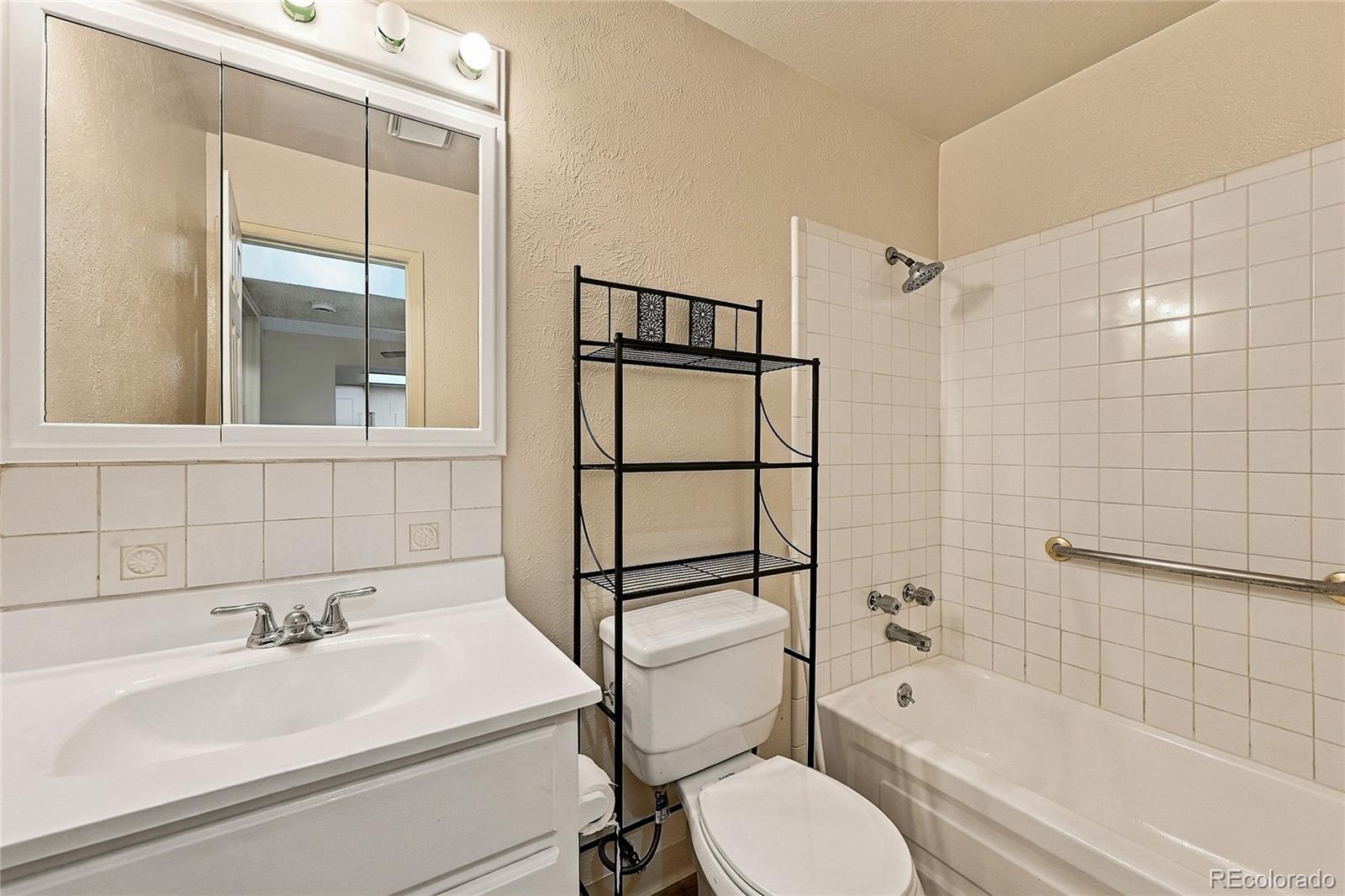 MLS Image #6 for 1960 s xanadu way,aurora, Colorado