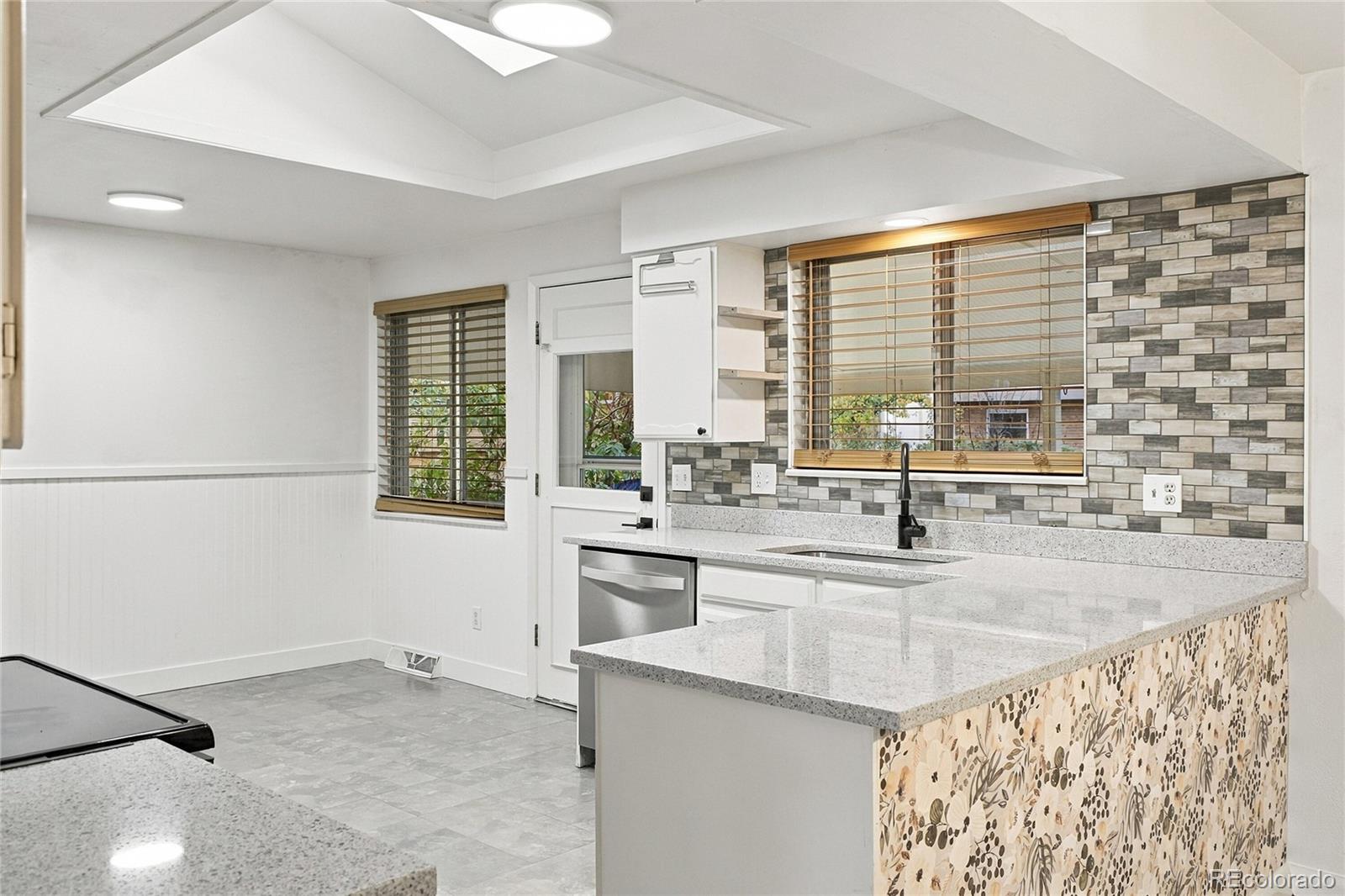 MLS Image #5 for 8397  yarrow court,arvada, Colorado