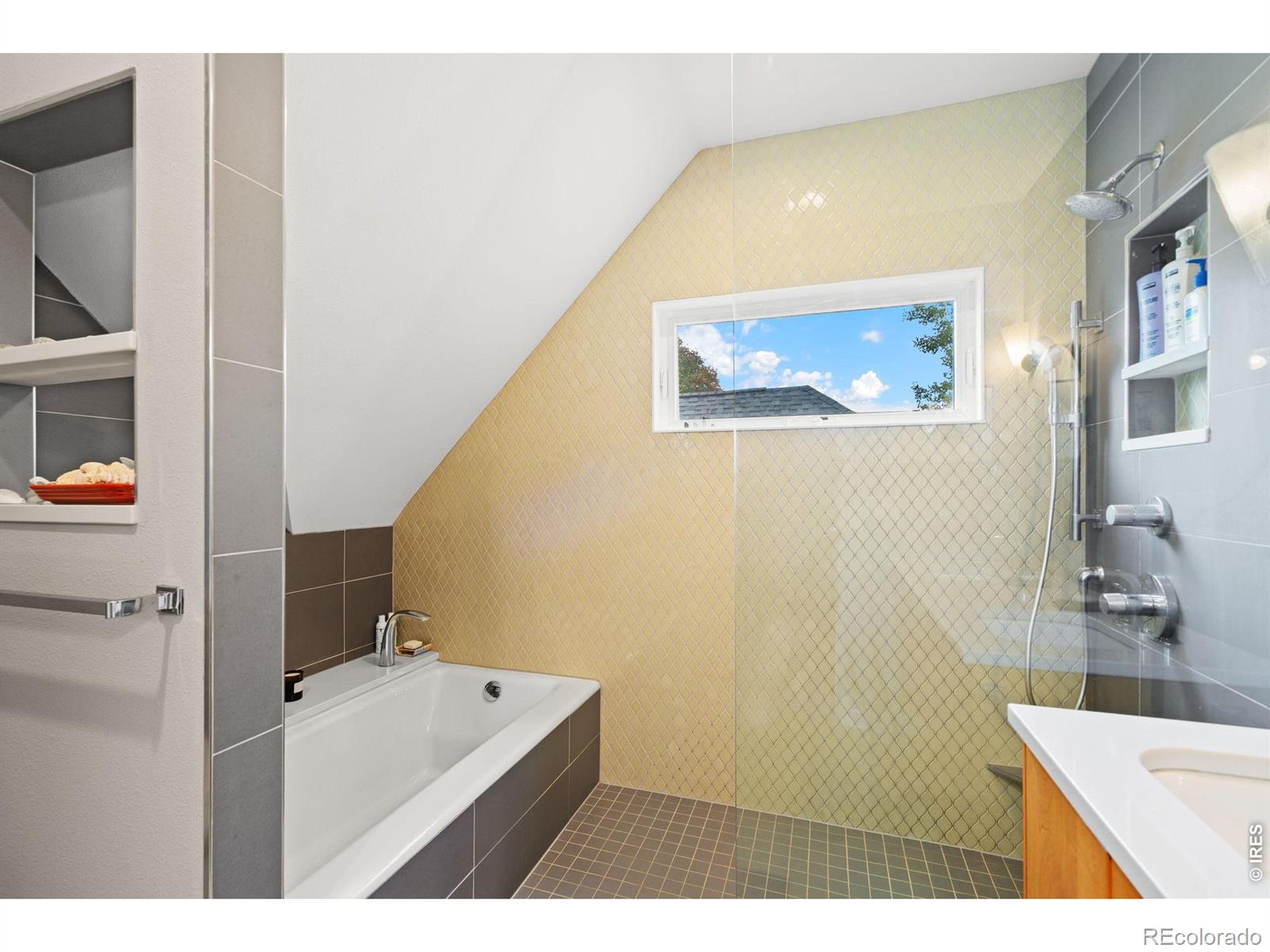 MLS Image #27 for 828 w olive street,fort collins, Colorado
