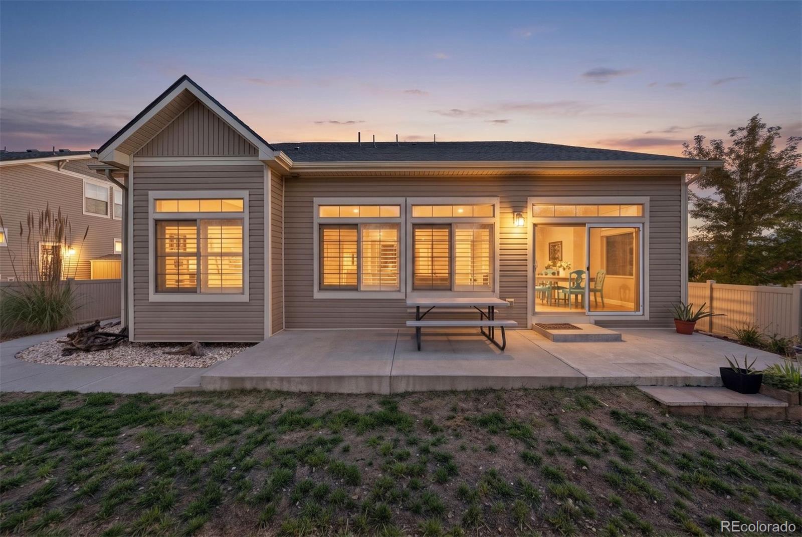 MLS Image #32 for 19539 e 52nd avenue,denver, Colorado