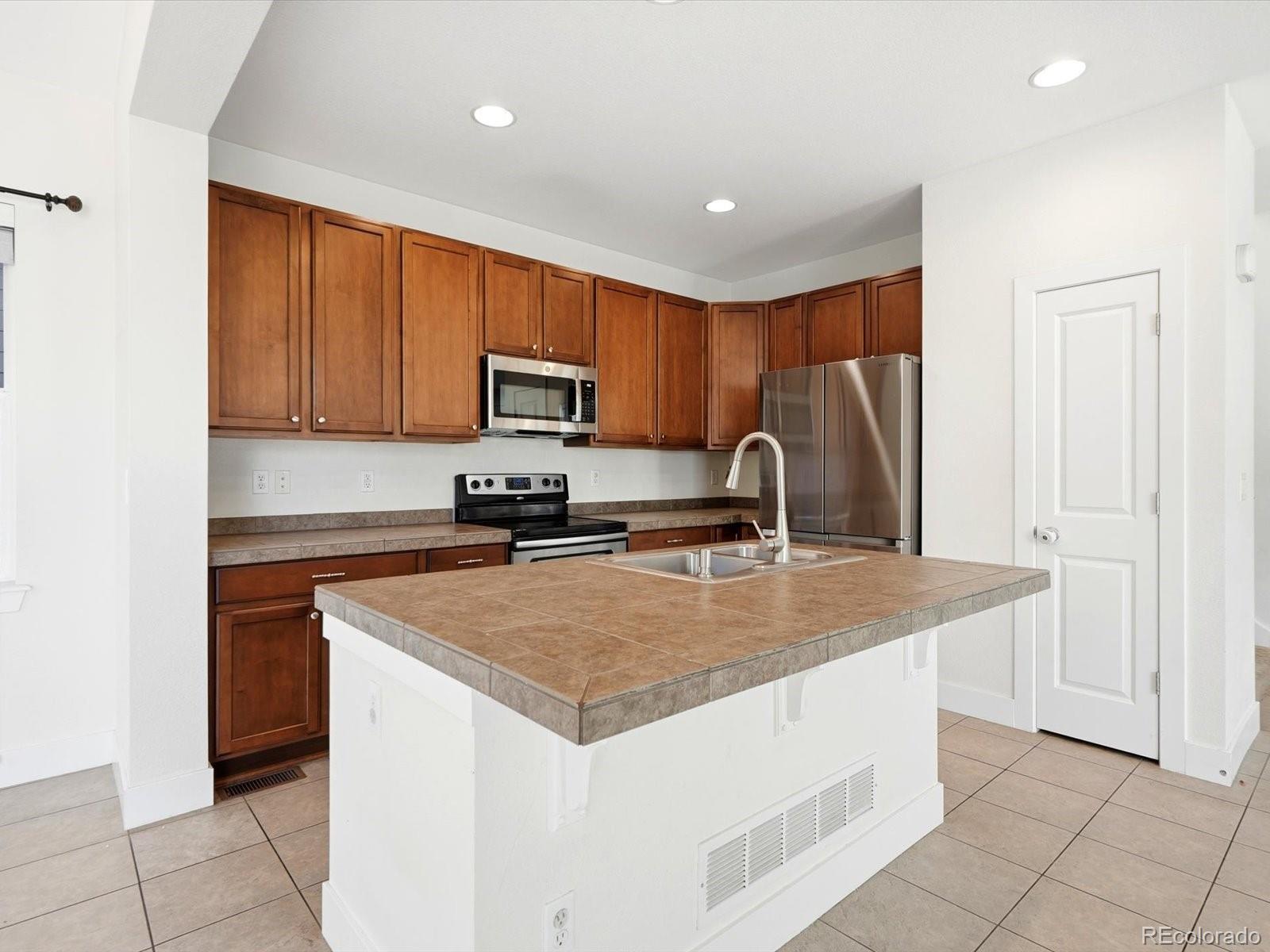 MLS Image #5 for 10588  rutledge street,parker, Colorado