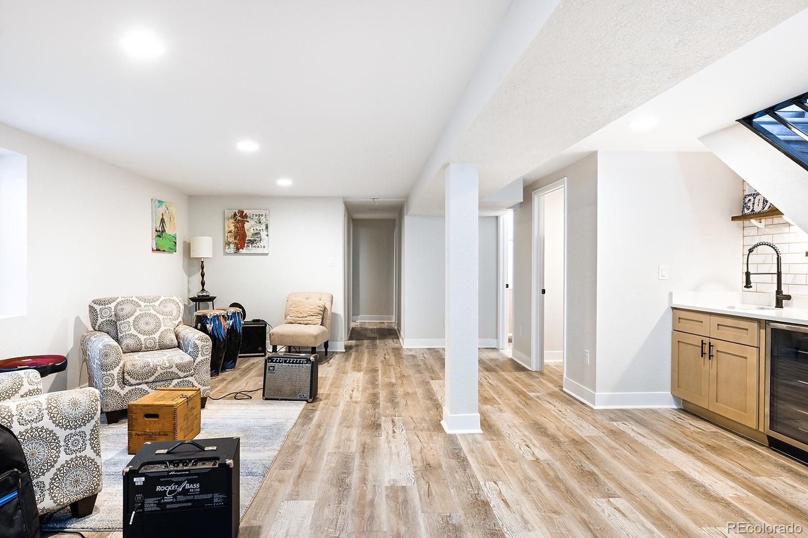 MLS Image #15 for 3071 s krameria street,denver, Colorado
