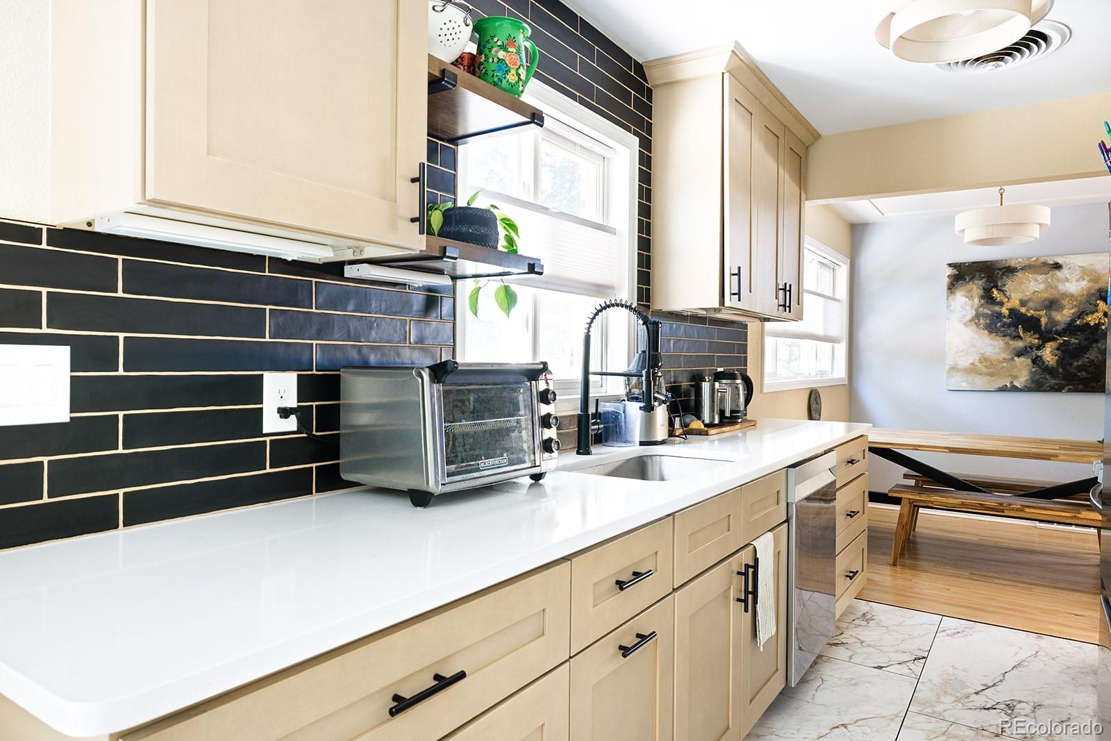 MLS Image #8 for 3071 s krameria street,denver, Colorado