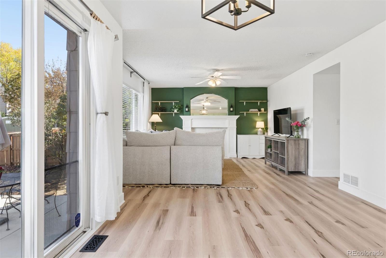 MLS Image #12 for 9867  castle ridge circle,highlands ranch, Colorado