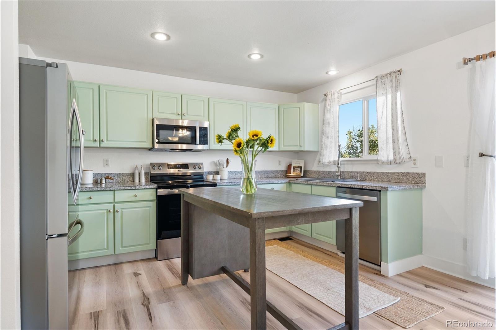MLS Image #5 for 9867  castle ridge circle,highlands ranch, Colorado