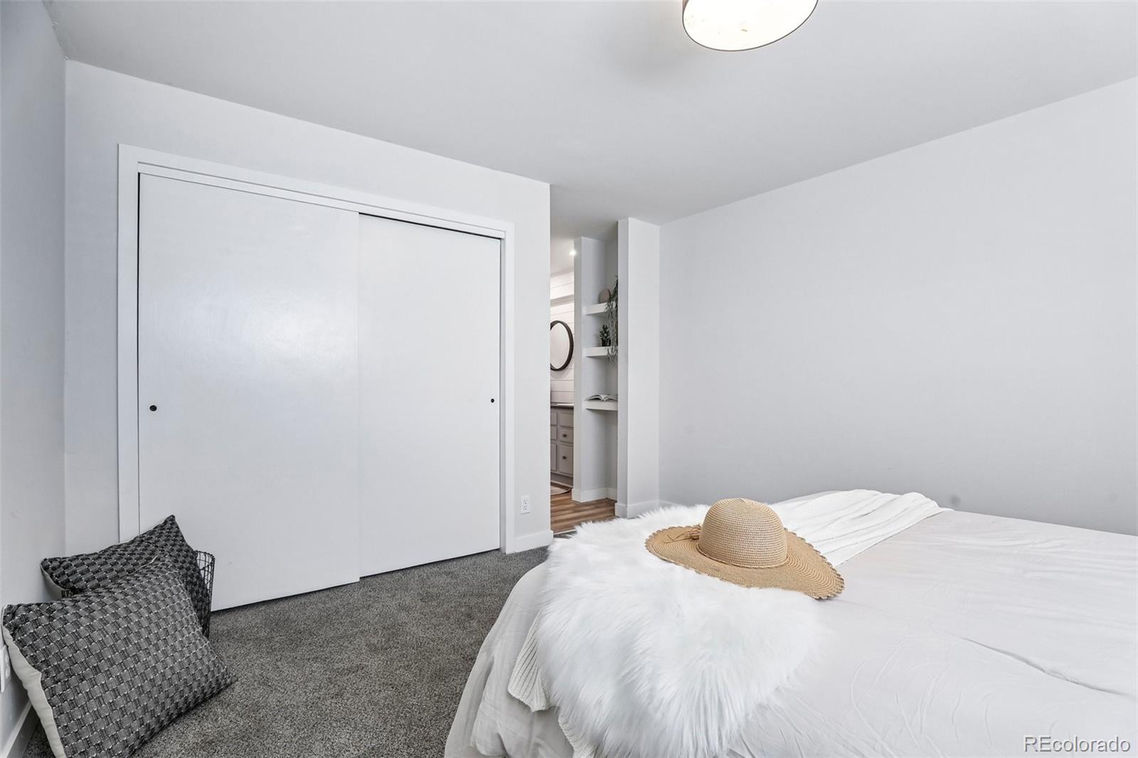 MLS Image #10 for 6455 e bates avenue,denver, Colorado