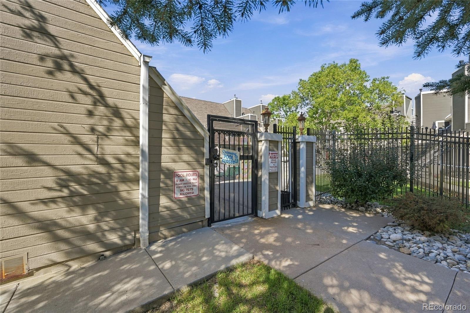 MLS Image #24 for 5250 s huron way,littleton, Colorado