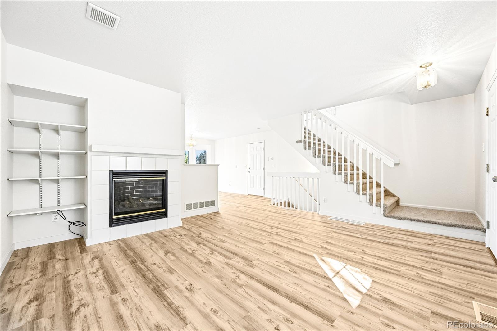 MLS Image #6 for 1703  bain drive,erie, Colorado