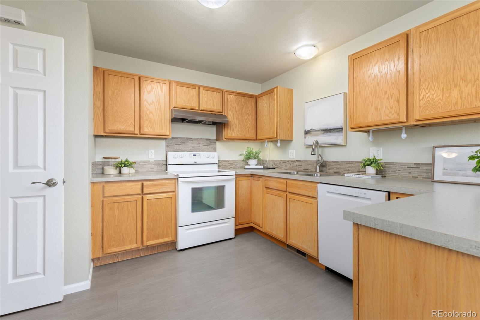 MLS Image #6 for 2621  rigden parkway,fort collins, Colorado
