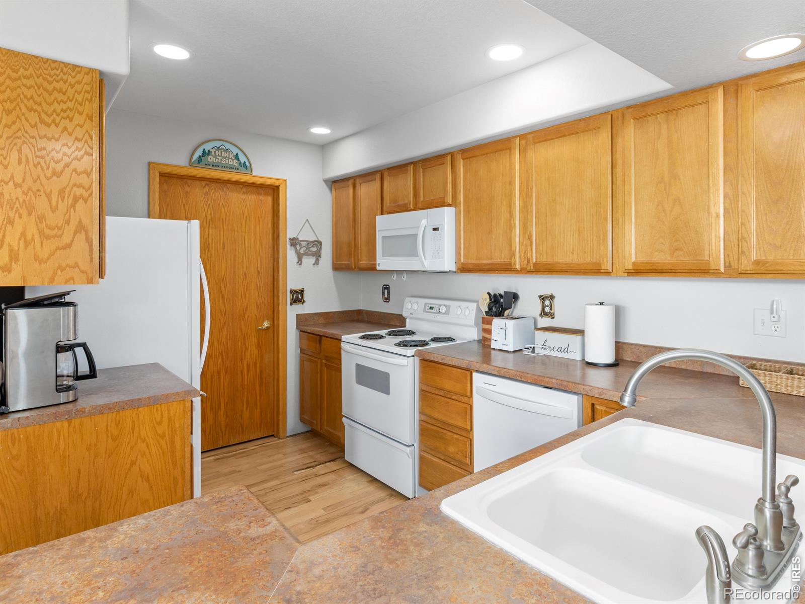 MLS Image #14 for 1519  raven circle,estes park, Colorado