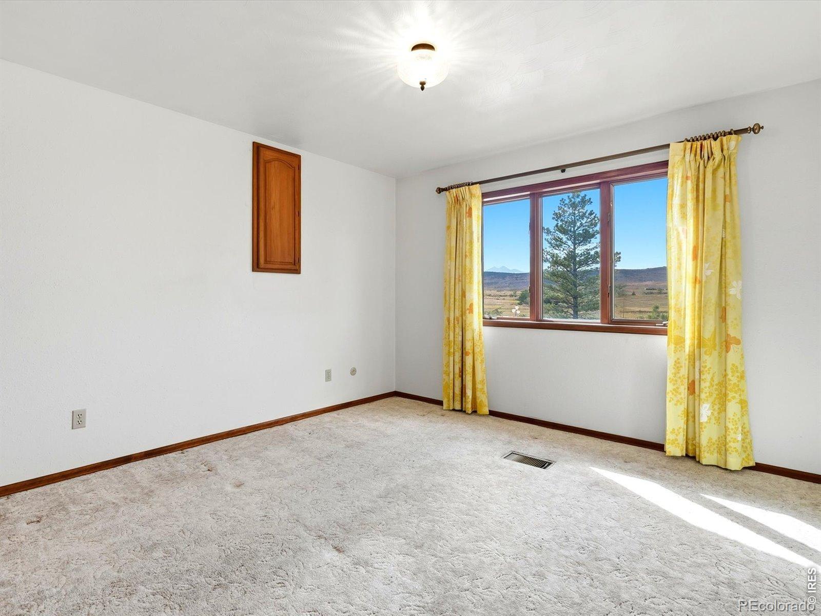 MLS Image #7 for 2212  blue mountain avenue,berthoud, Colorado