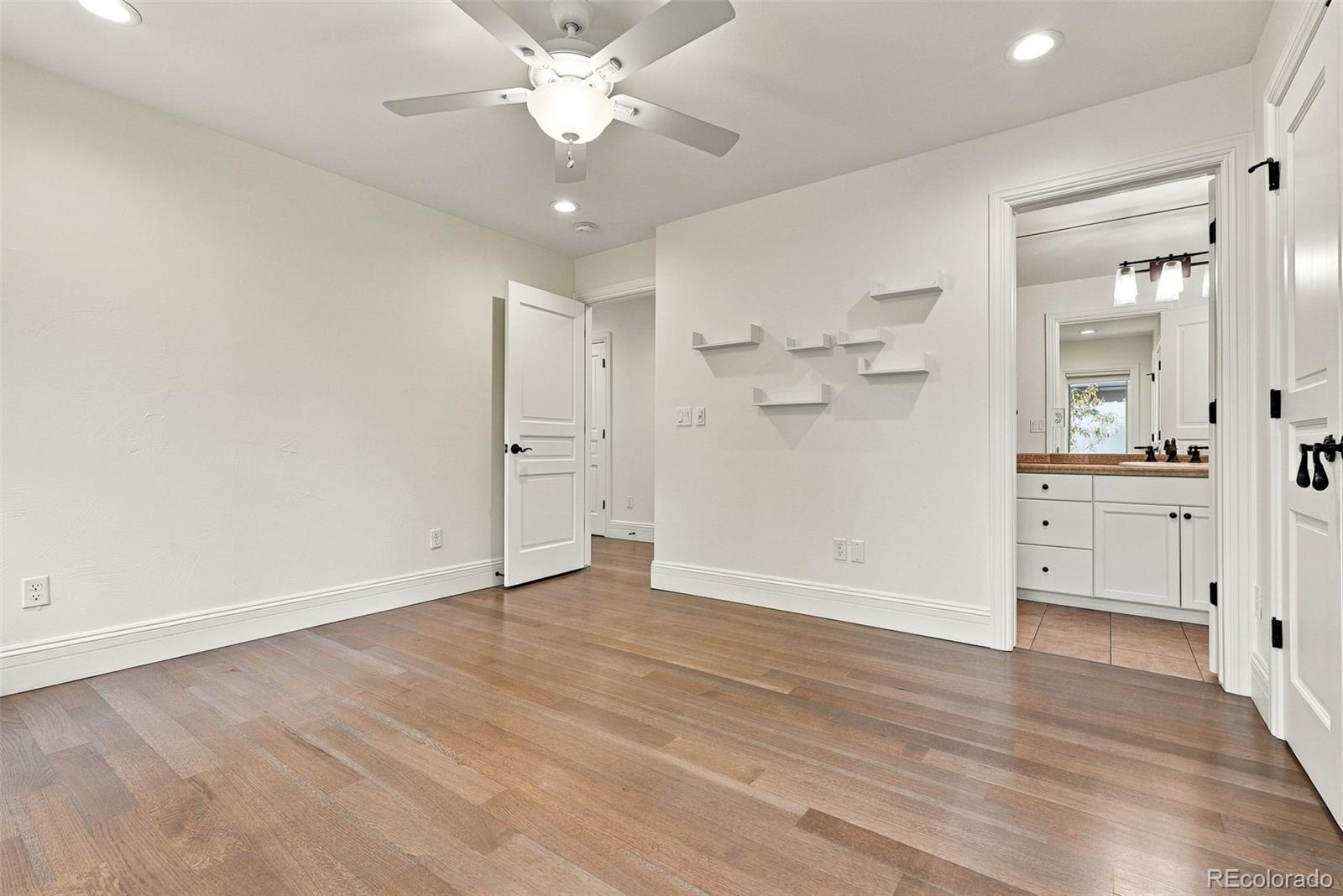 MLS Image #31 for 5130 e 1st avenue,denver, Colorado