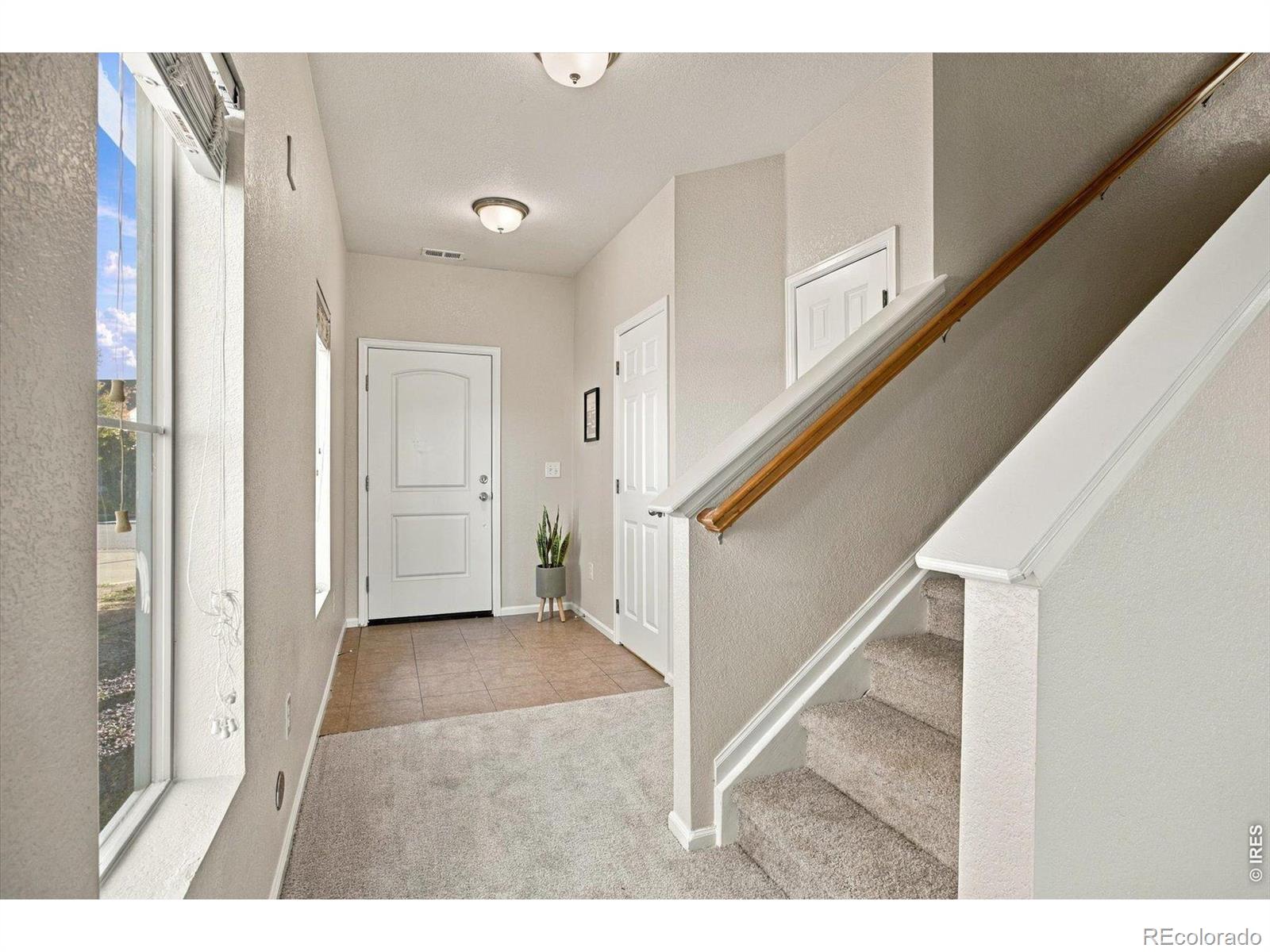 MLS Image #6 for 18931 e 55th avenue,denver, Colorado