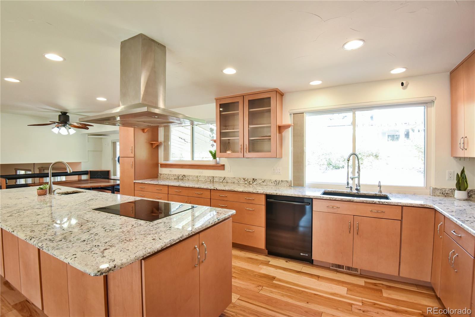 MLS Image #10 for 5522 s rifle street,centennial, Colorado