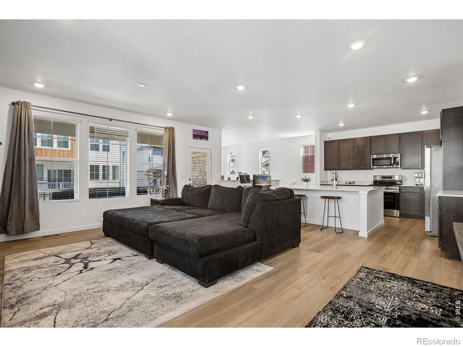 MLS Image #13 for 7442  whiteclover trail,littleton, Colorado
