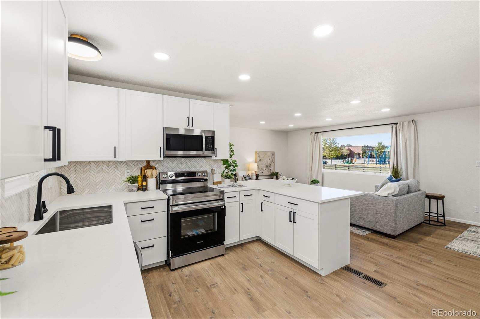MLS Image #11 for 1314 s judson street,longmont, Colorado