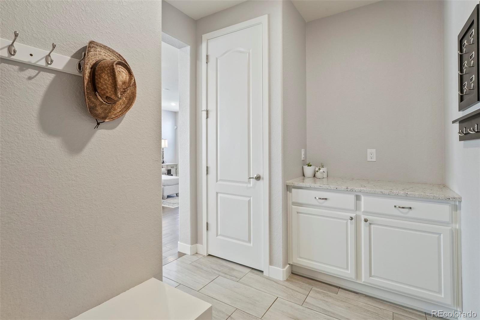 MLS Image #16 for 8159  superior circle,littleton, Colorado
