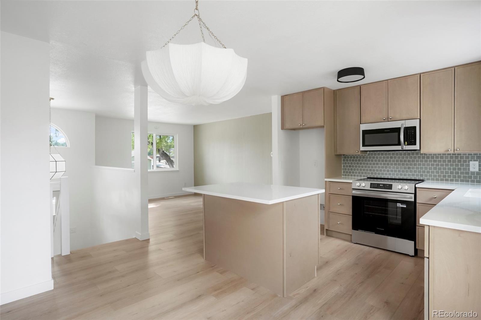 MLS Image #10 for 9285 w wagon trail drive,denver, Colorado